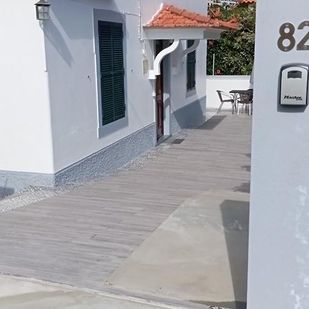 Bus Stop House 82 Funchal  Exterior photo